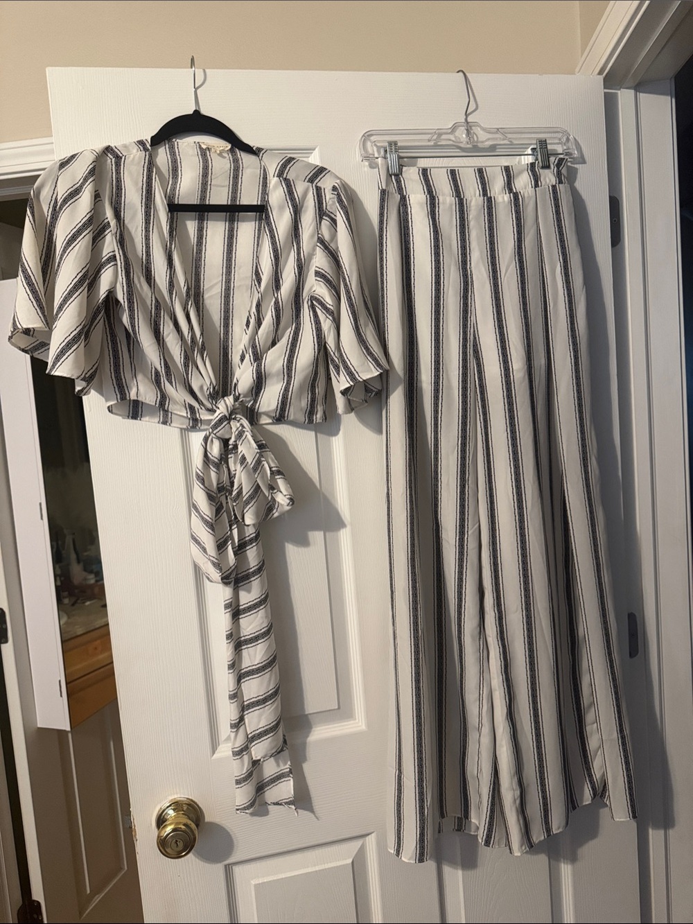 Main Strip White & Black Striped Tie-Front Crop Top with Wide-Leg Pants